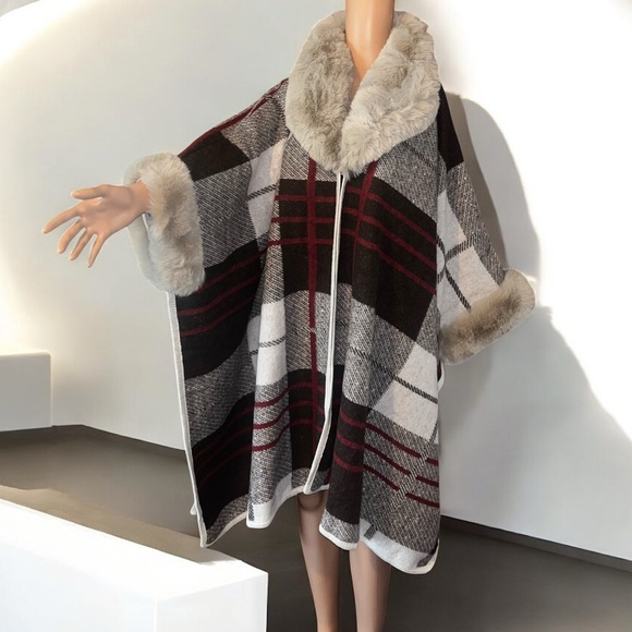 Plaid Faux Fur Trim Poncho / Sweater Cape - Picture 7 of 9